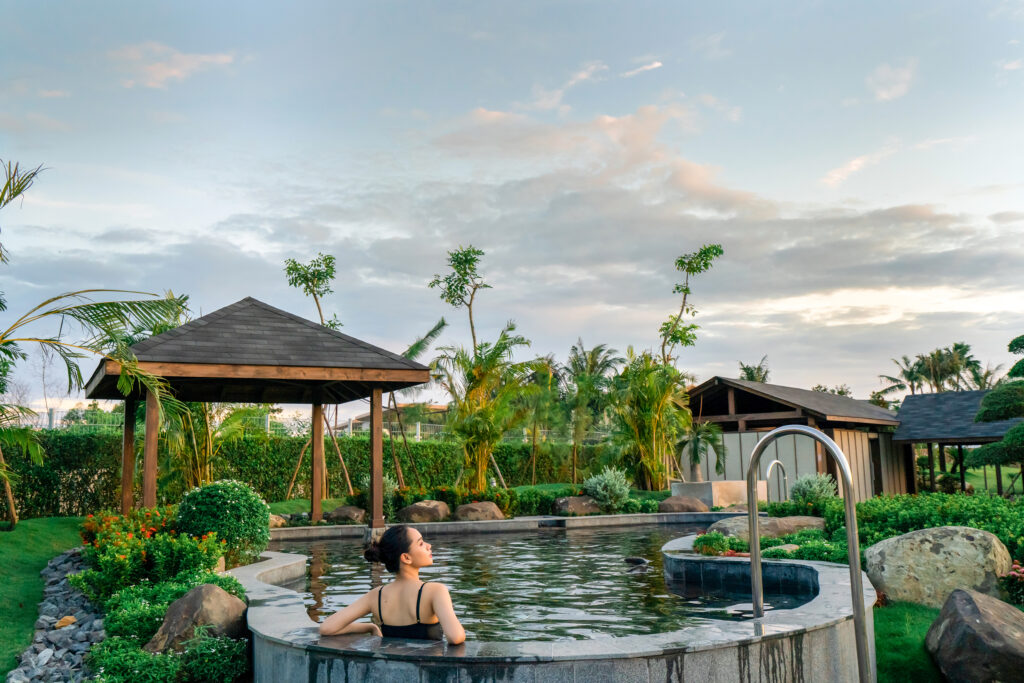 TOUR SUỐI KHOÁNG BÌNH CHÂU - HỒ TRÀM 2N1Đ